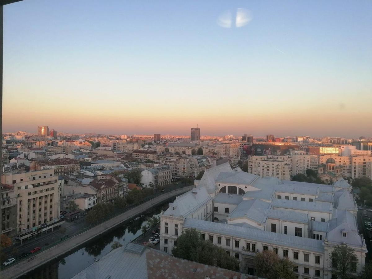 River View, In City Center Apartment Bukarest Kültér fotó